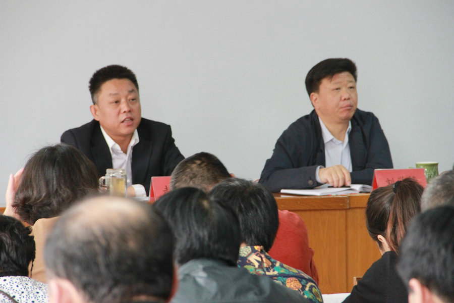 首页 要闻动态 部门动态 正文      园林局党委书记赵红兵做了重要
